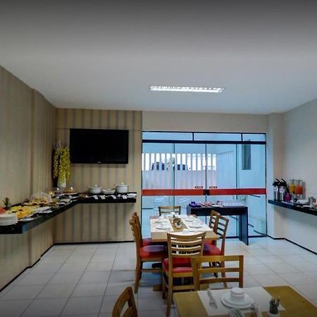 Holiday Hotel Picos Екстер'єр фото